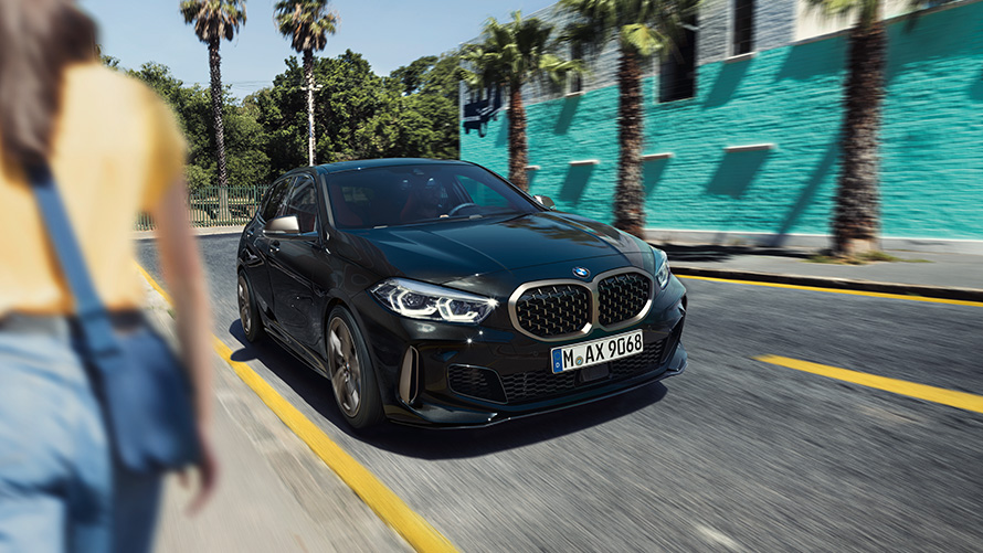 Η ΝΕΑ BMW M135i xDRIVE.